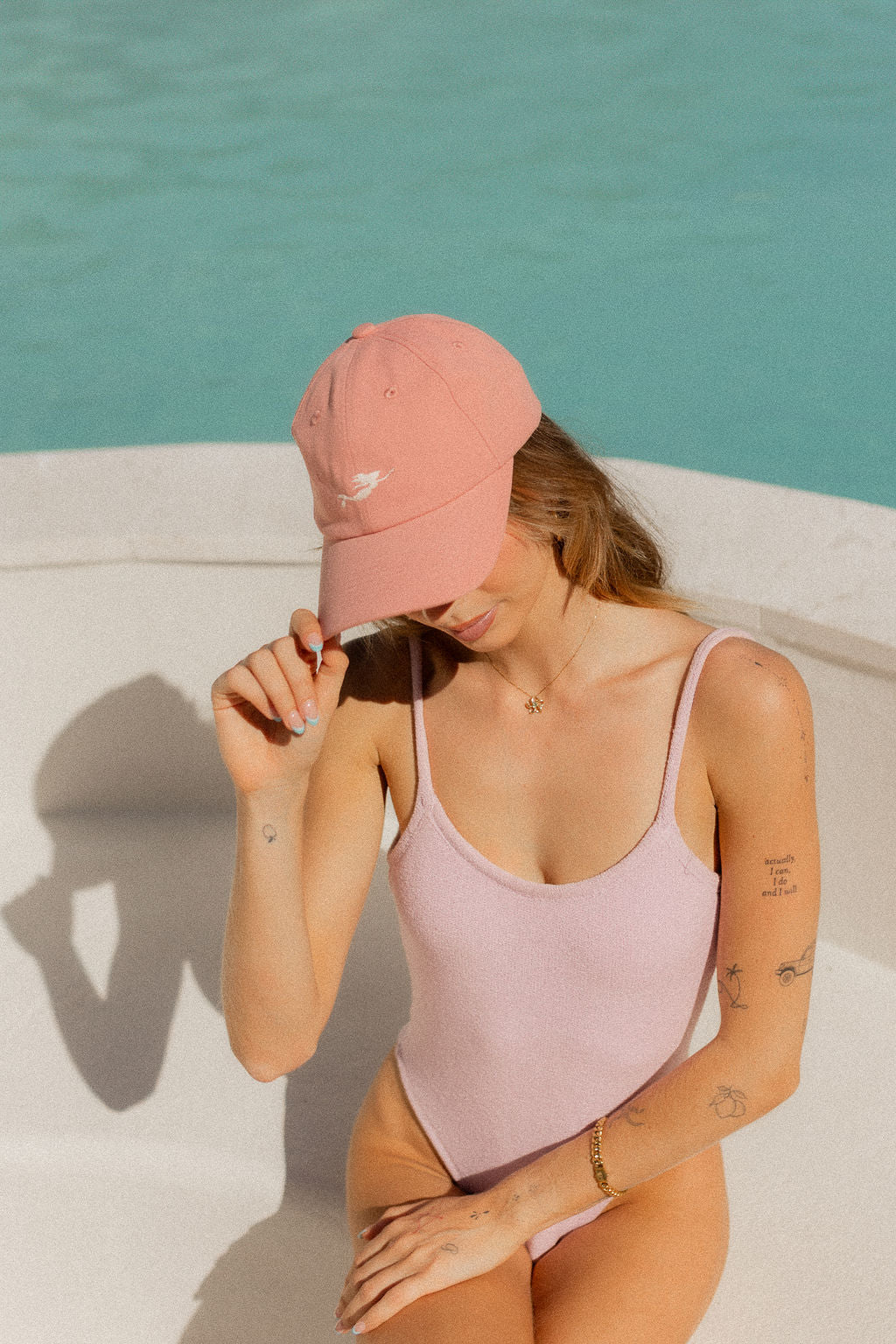 Pandanus & Palm Mermaid Cap in coral cotton twill