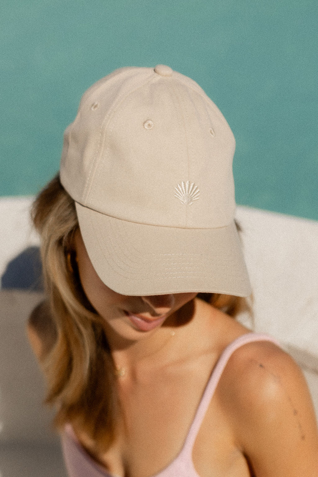 Pandanus & Palm Shell Cap in sand cotton twill