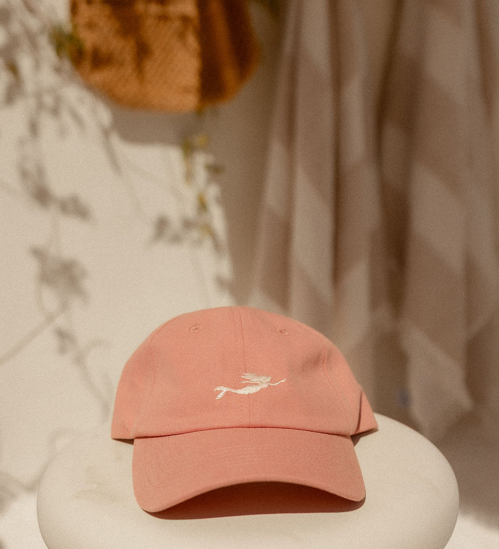 Pandanus & Palm Mermaid Cap in coral cotton twill